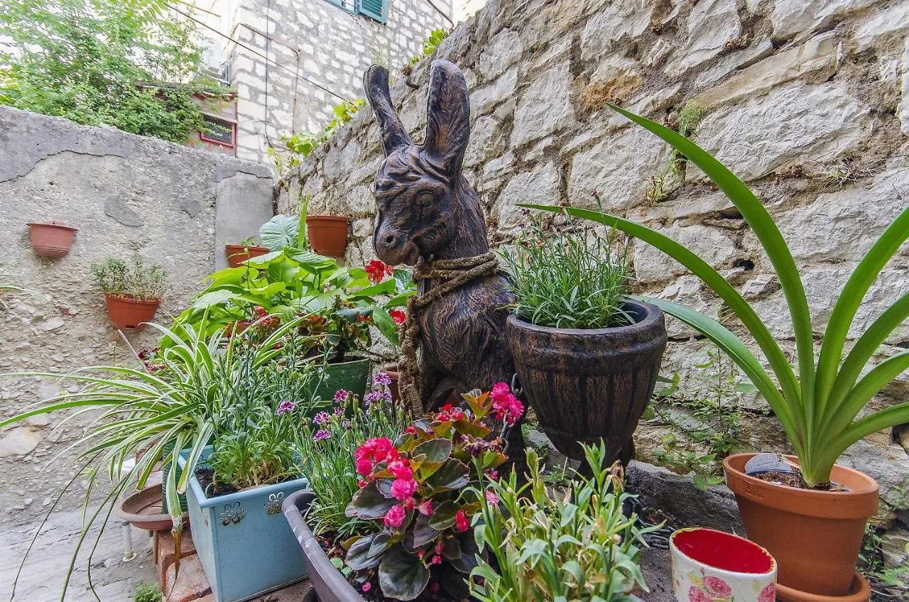 Spirit Of Old Split Apartment Croatia